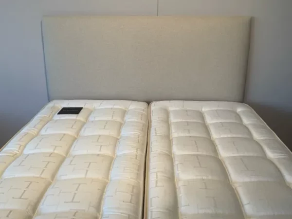 Set letto Treca - Pack Materasso Apollon 200 x 200 Sommier Soft Spring e Testiera Fusion