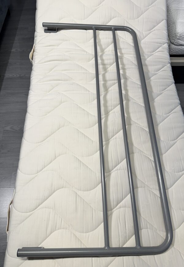 Letto sicuro Spondina letto anziani rimovibile